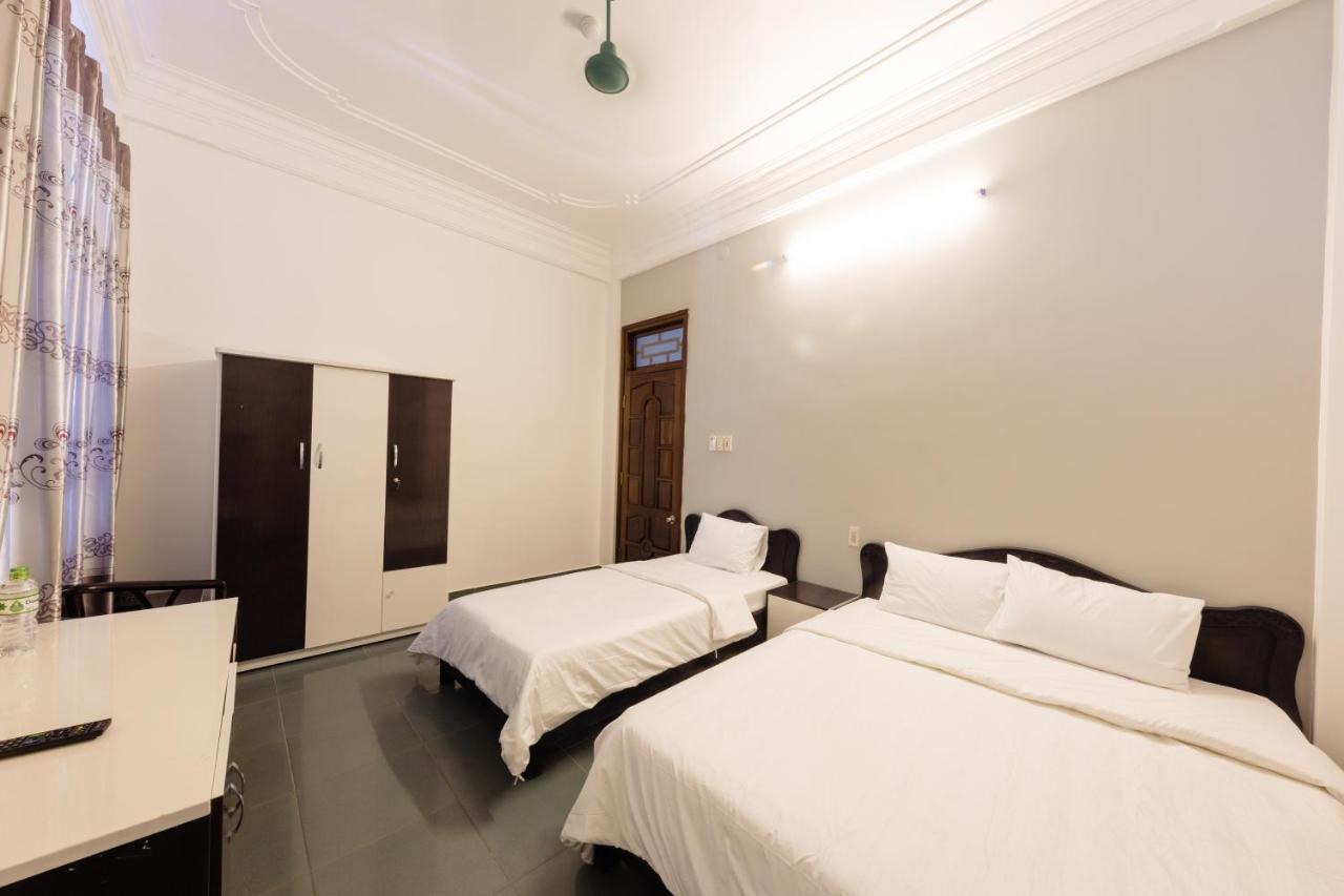 Dkd Trio Hotel Hue Exterior photo